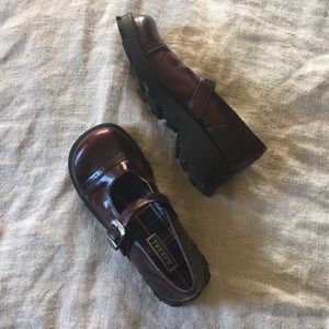 Vintage vegan oxblood mary janes c.1990’s!